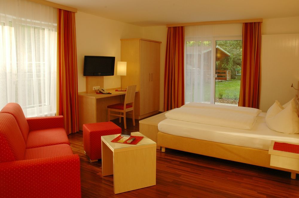 Austria Classic Hotel Heiligkreuz Хал ин Тирол Стая снимка